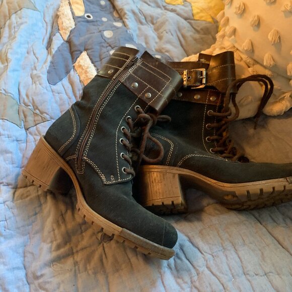 FLY LONDON Shoes - FLY LONDON SUEDE BUCKLE BOOTS SIZE 39.5